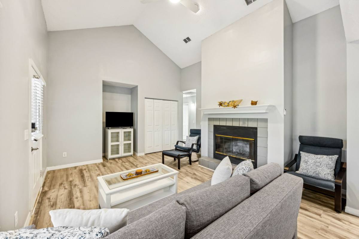 Apartment for rent at 2441 1st Ave, Fernandina Beach, FL 32034