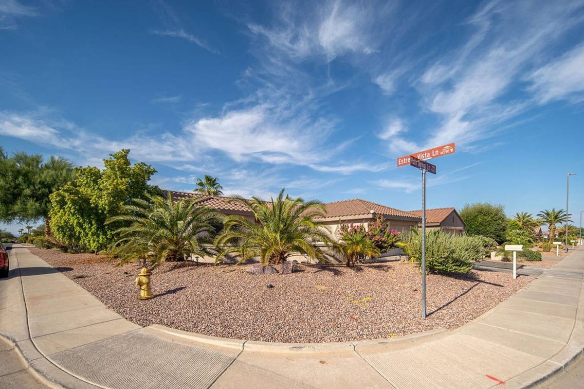Apartment for rent at 16536 W Rock Springs Lane, Surprise, AZ 85374