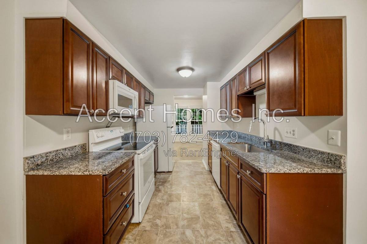 Townhouse for rent at 7915 Birchtree Court, Springfield, VA 22152