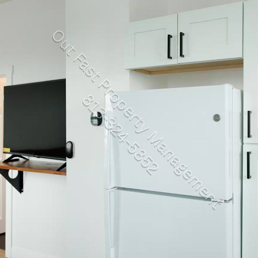 Apartment for rent at 2515 W Main St #A, Tampa, FL 33607