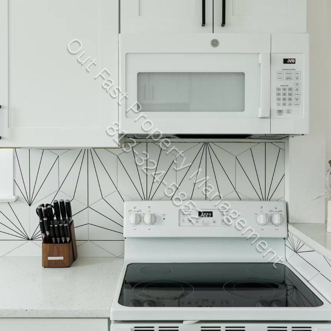 Apartment for rent at 2515 W Main St #A, Tampa, FL 33607