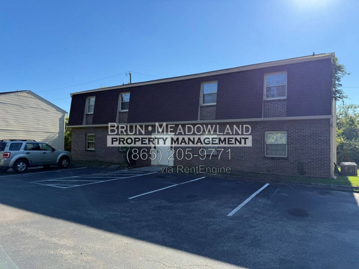 Apartment for rent at 8721 Gleason Dr #D, Knoxville, TN 37923