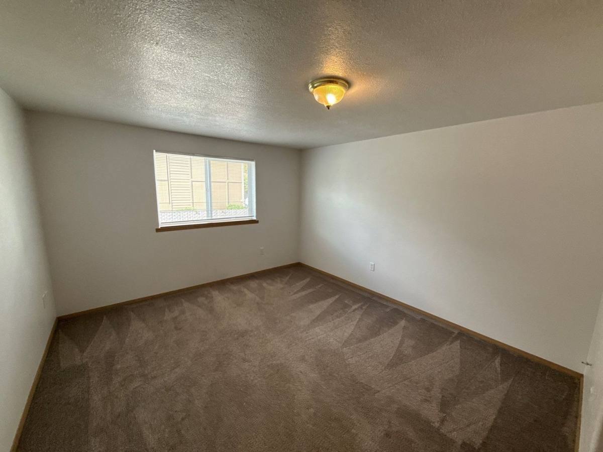Apartment for rent at 140 N College St, Monmouth, OR 97361