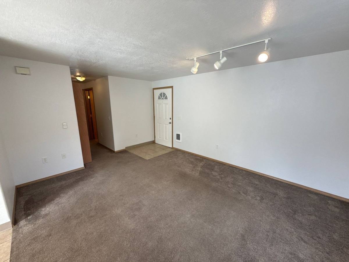 Apartment for rent at 140 N College St, Monmouth, OR 97361
