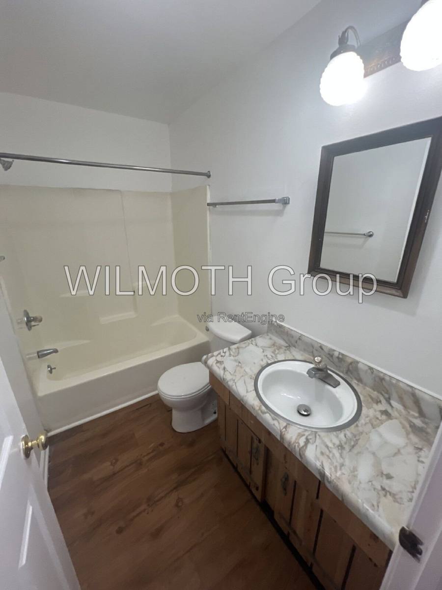 Apartment for rent at 1316 Millerwood Dr #1, Lebanon, IN 46052