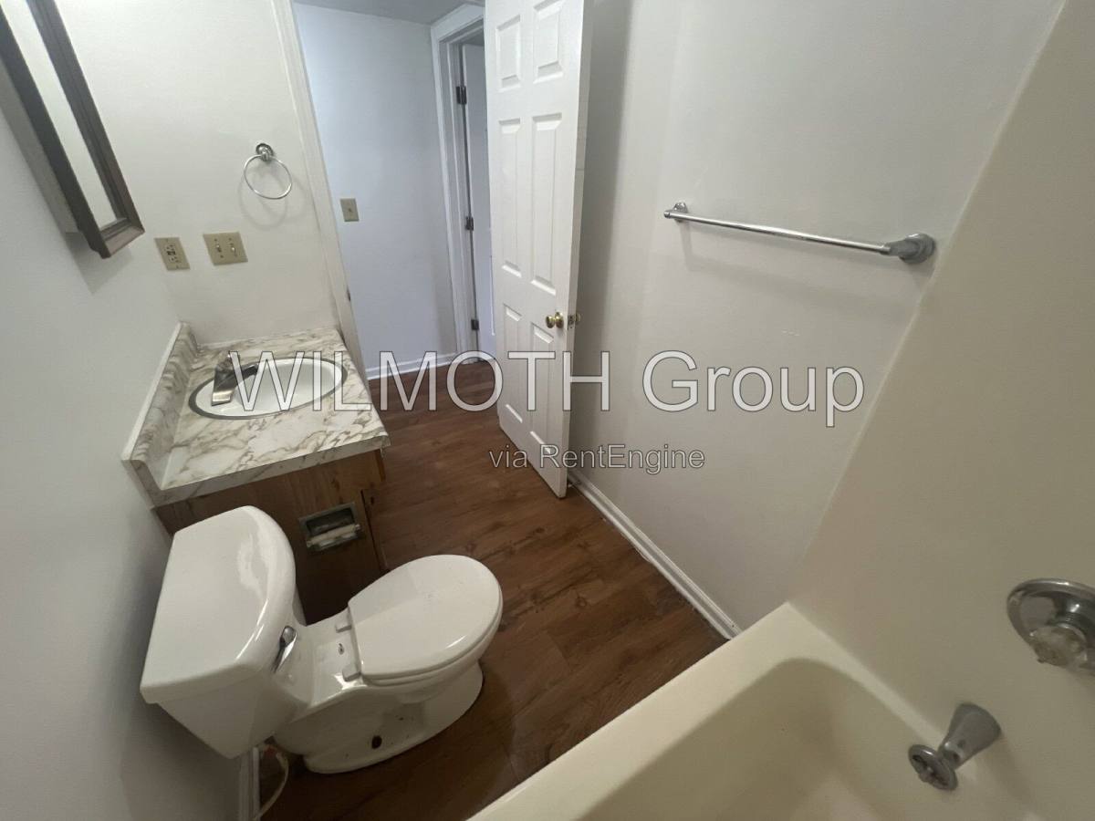 Apartment for rent at 1316 Millerwood Dr #1, Lebanon, IN 46052