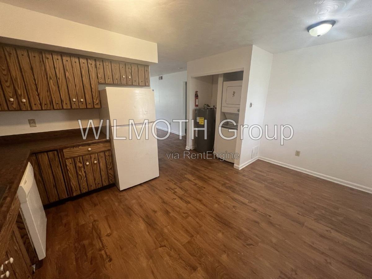 Apartment for rent at 1316 Millerwood Dr #1, Lebanon, IN 46052