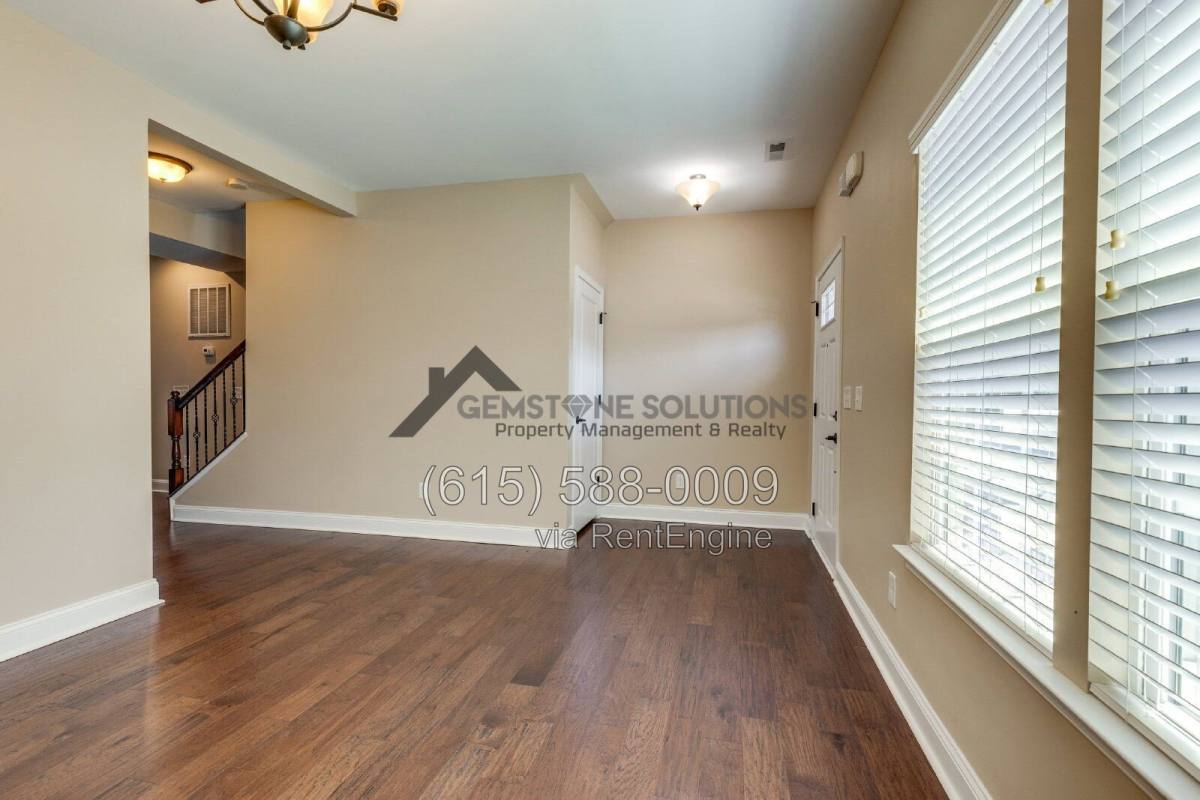 House for rent at 7512 Oakledge Dr, Brentwood, TN 37027