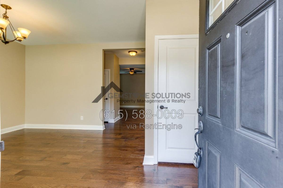 House for rent at 7512 Oakledge Dr, Brentwood, TN 37027
