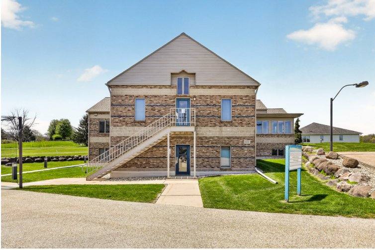House for rent at 602 Pleasant Oak Dr #F, Oregon, WI 53575