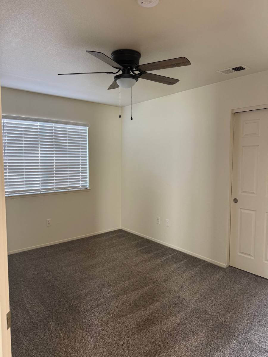 House for rent at 491 Shalako Dr, Oakdale, CA 95361