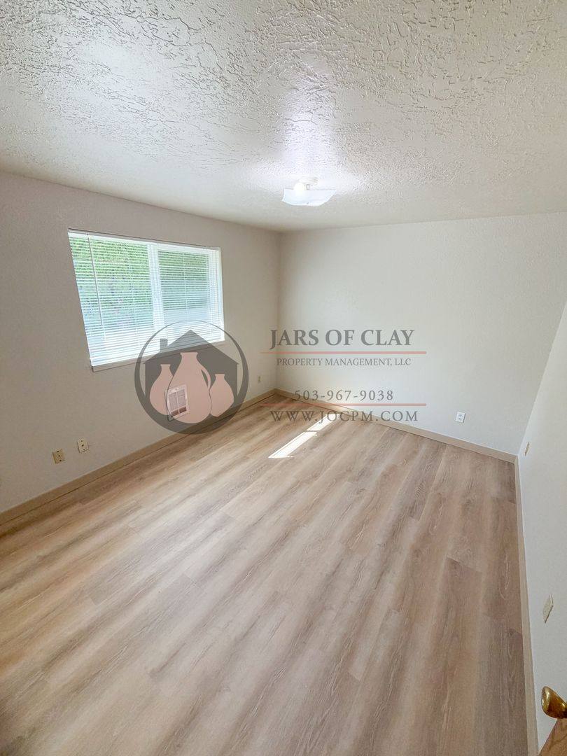 Apartment for rent at 1835 & 1837 Wilding Place, Stayton, OR 97383