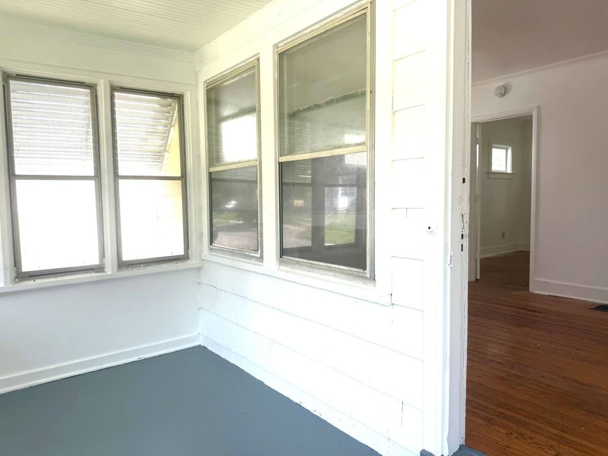 House for rent at 14 Admiral Pk, Rochester, NY 14613
