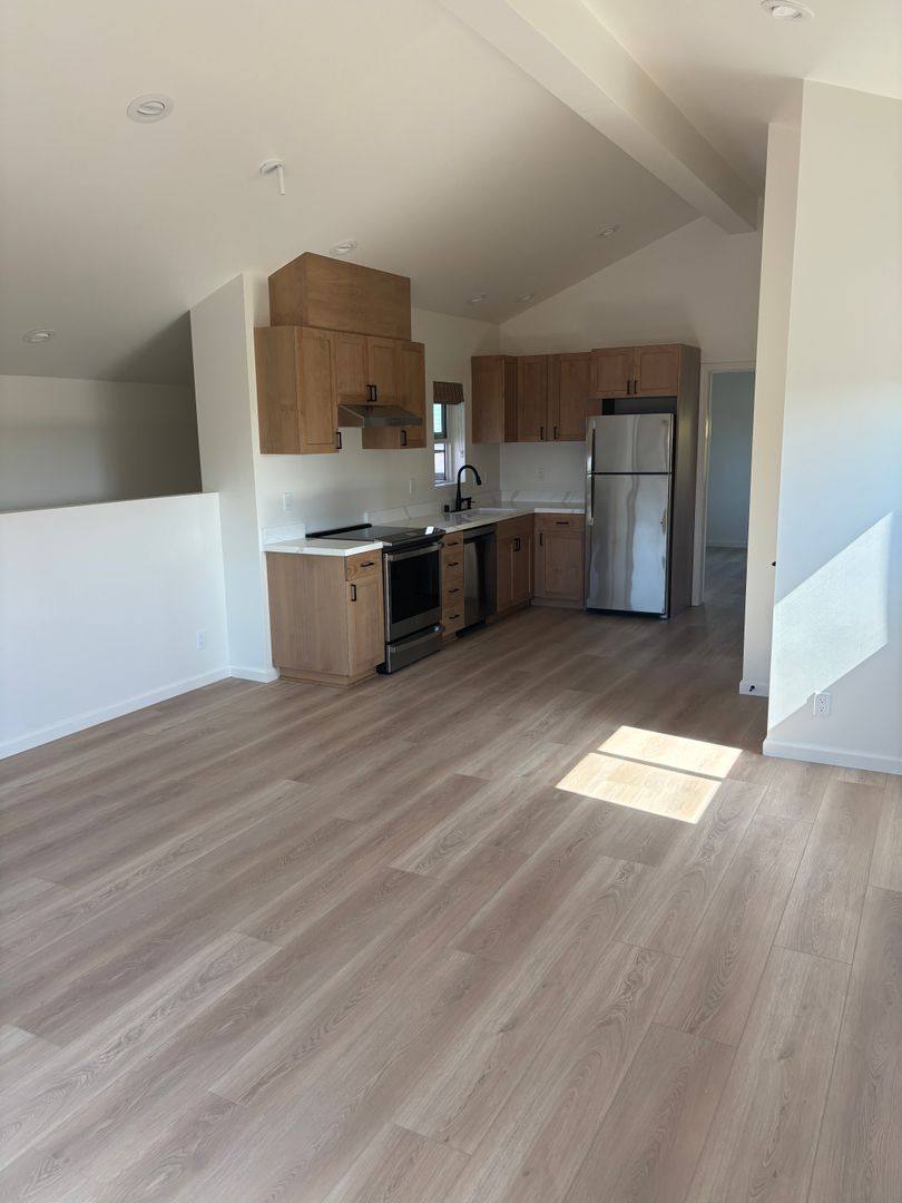 House for rent at 112 Santa Ynez St #B, Santa Barbara, CA 93103