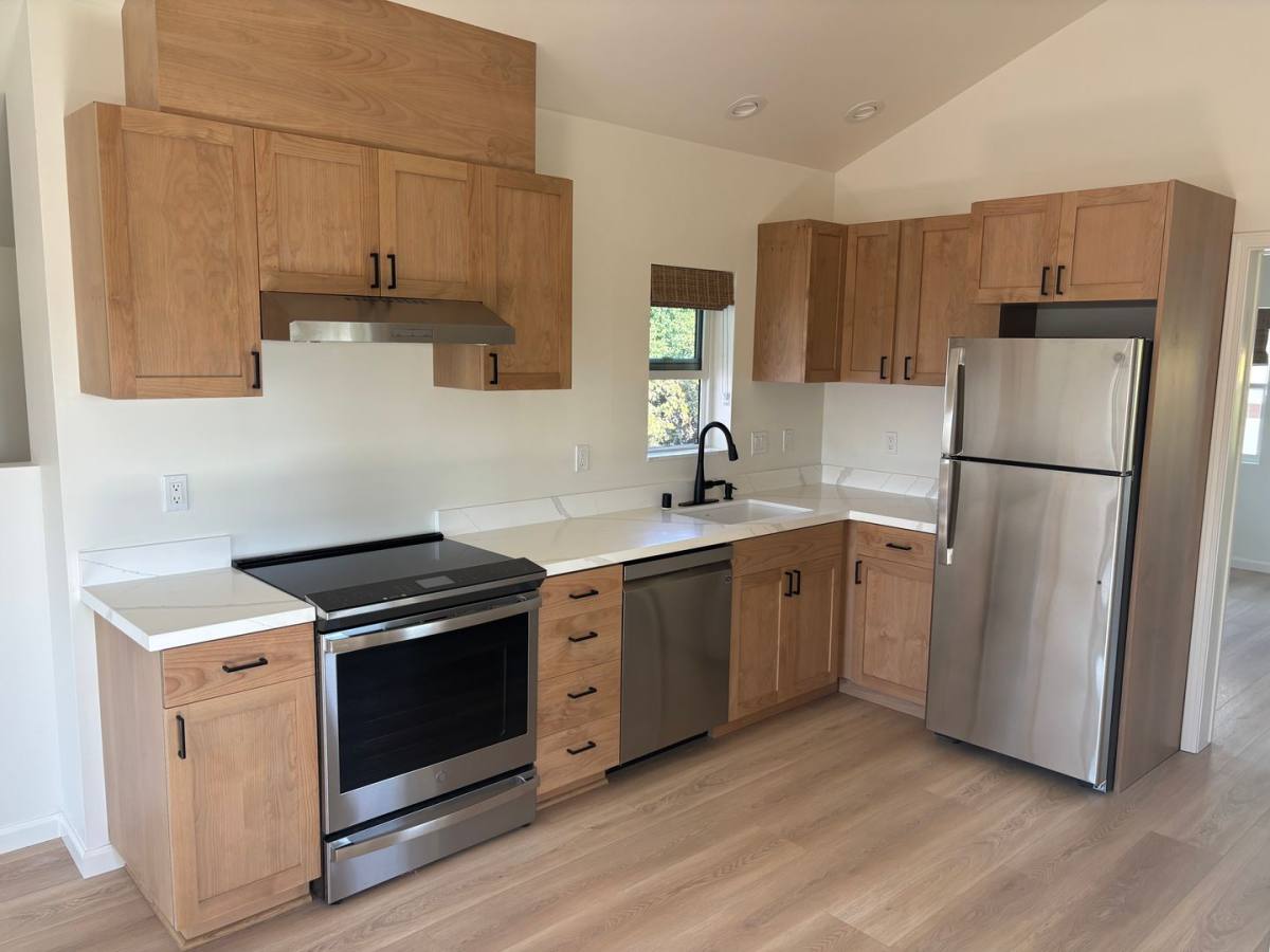 House for rent at 112 Santa Ynez St #B, Santa Barbara, CA 93103