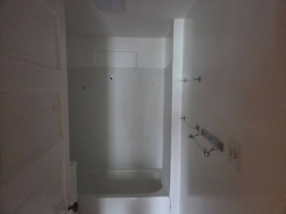 Apartment for rent at 429-433 Grant Ave, Syracuse, NY 13207