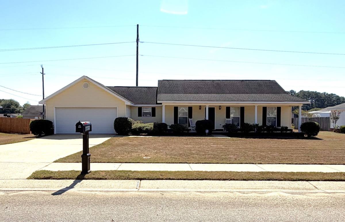 House for rent at 6605 Hibiscus Lane, Northport, AL 35473
