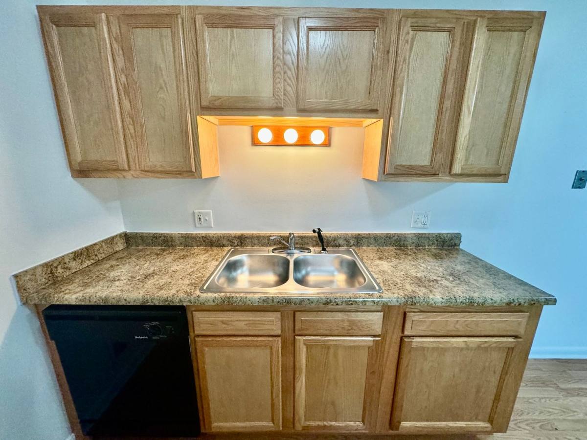 Apartment for rent at 2712 Golfside Rd, Ann Arbor, MI 48108