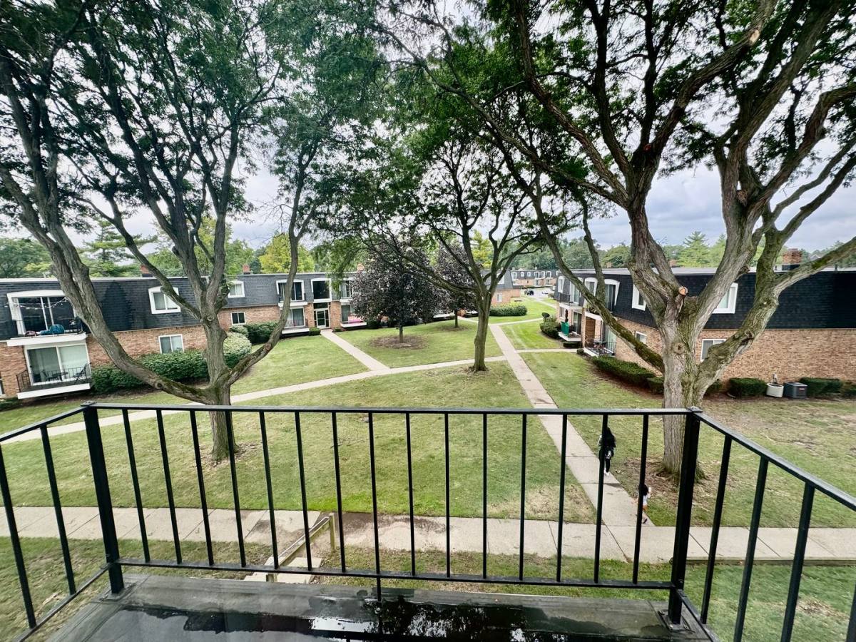 Apartment for rent at 2712 Golfside Rd, Ann Arbor, MI 48108