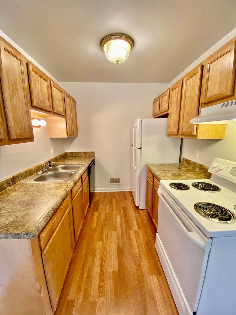 Apartment for rent at 2728 Golfside Rd, Ann Arbor, MI 48108