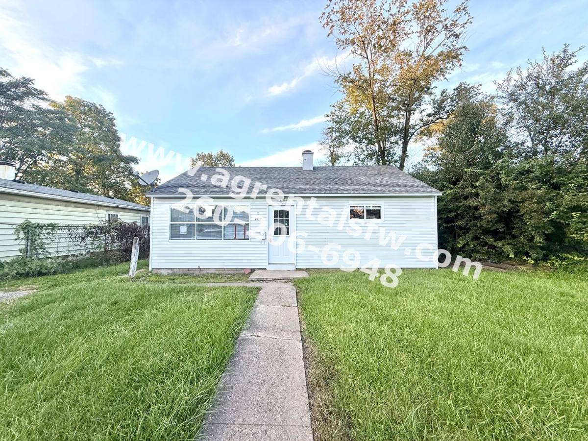 House for rent at 2317 Reynolds St, Fort Wayne, IN 46803