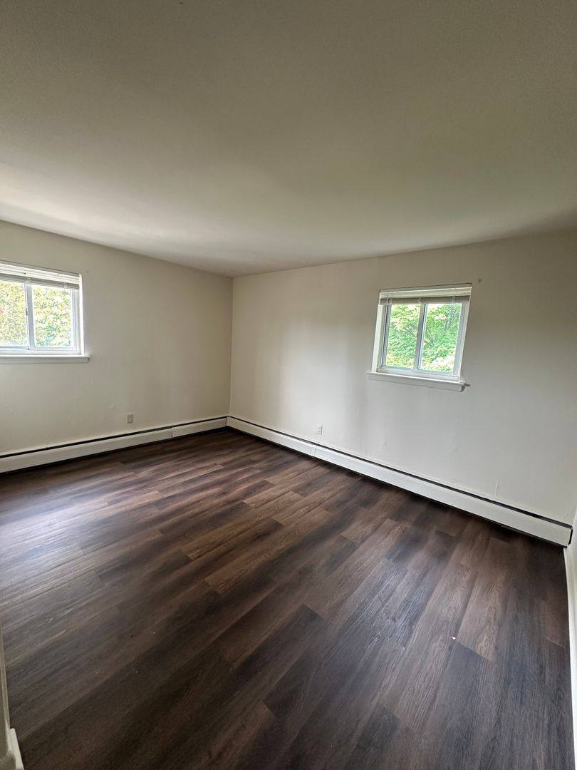 Apartment for rent at 34 E Eagle Rd, Havertown, PA 19083