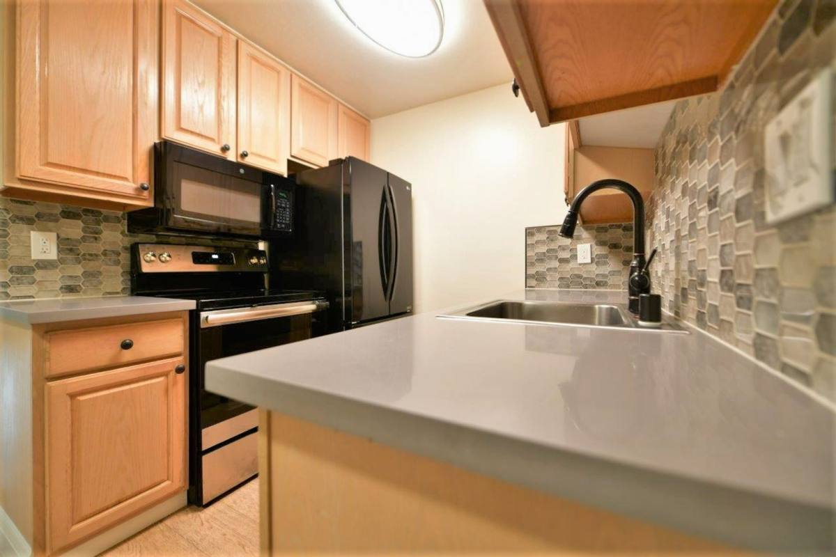 Apartment for rent at 201 W Prospect Ave, Danville, CA 94526