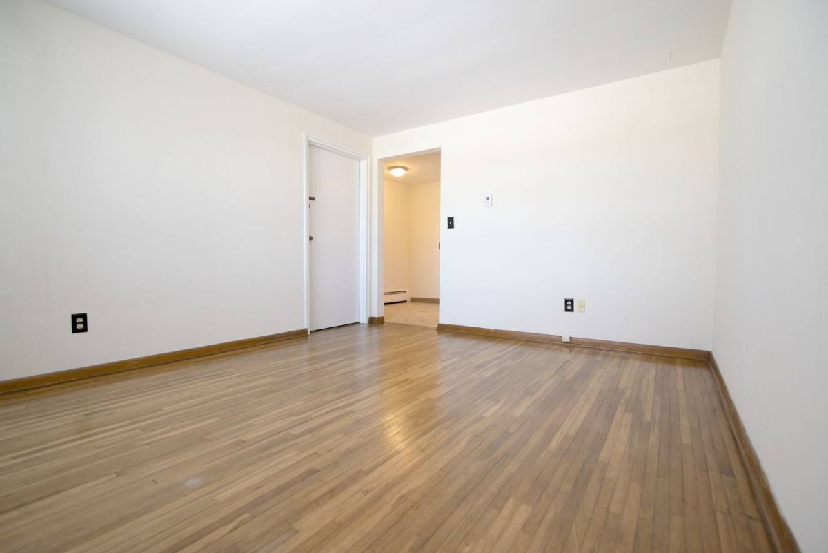 Apartment for rent at 3363-3371 Big Tree Rd, Hamburg, NY 14075