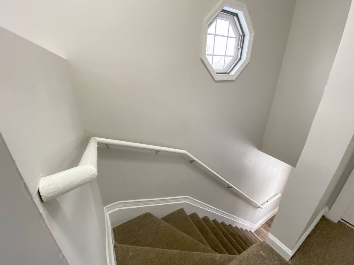 Apartment for rent at 158 Ward St, Hartford, CT 06106