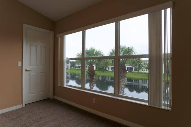 Townhouse for rent at 1236 Oxford Lane, Naples, FL 34105