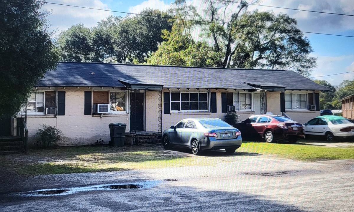 House for rent at 203 Montreat St, Sumter, SC 29150