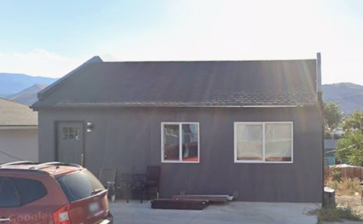 Apartment for rent at 708 N Baker Ave, East Wenatchee, WA 98802