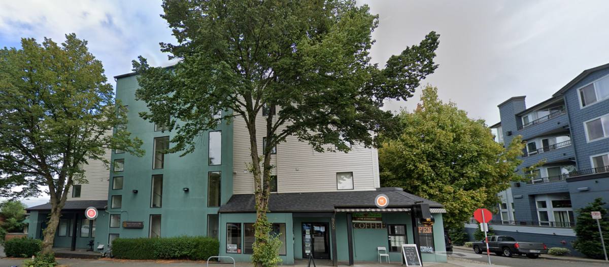 Apartment for rent at Maple Leaf Plaza, 9400 Roosevelt Way NE, Seattle, WA 98115