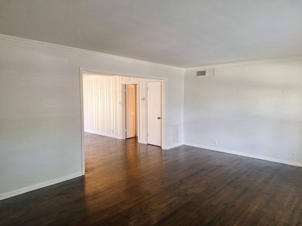 Condo for rent at 6131 Bandera #B, Dallas, TX 75225