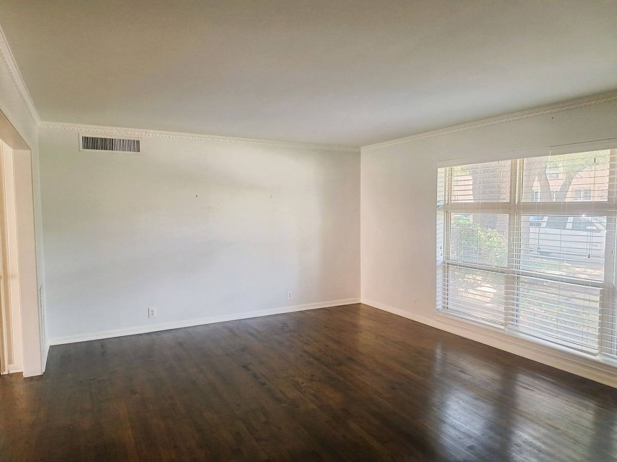 Condo for rent at 6131 Bandera #B, Dallas, TX 75225