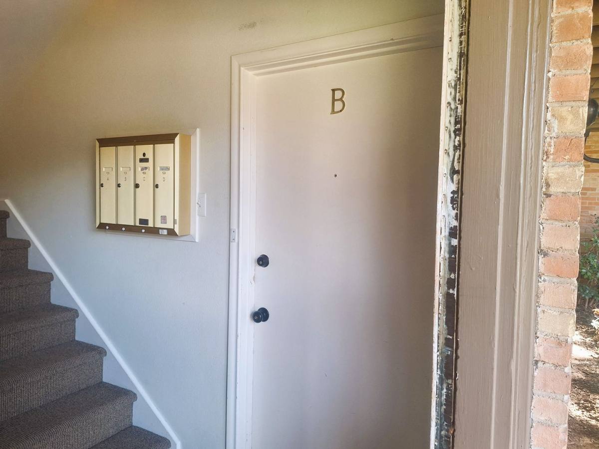 Condo for rent at 6131 Bandera #B, Dallas, TX 75225