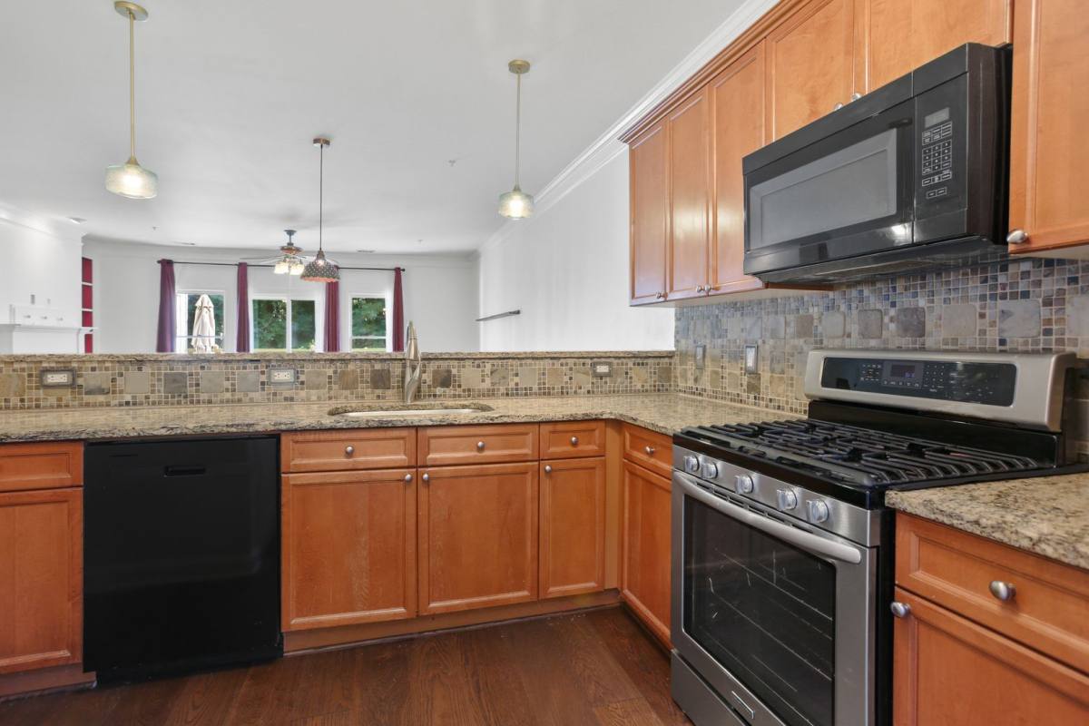 Townhouse for rent at 1243 Harris Commons Place, Roswell, GA 30076