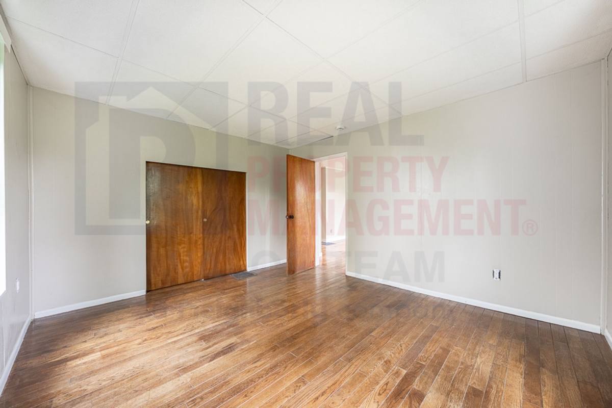 Apartment for rent at 5066 Newton Falls Rd, Ravenna, OH 44266