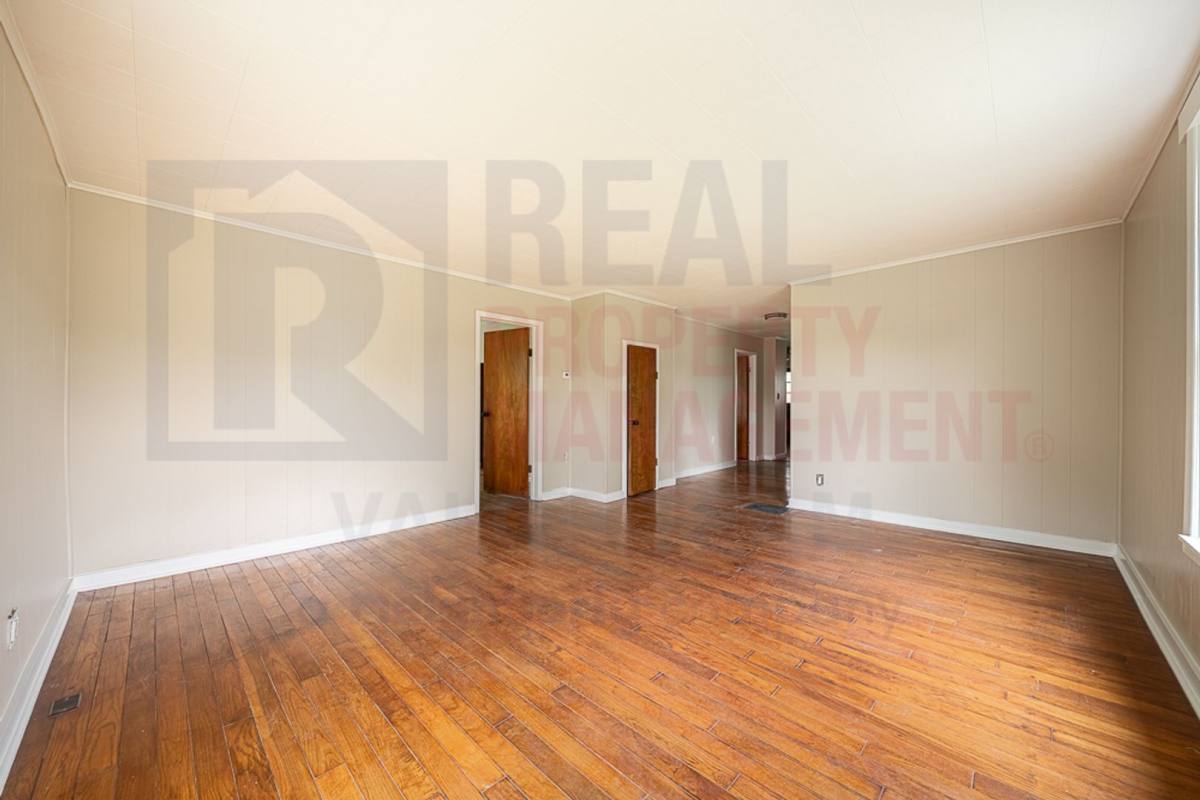 Apartment for rent at 5066 Newton Falls Rd, Ravenna, OH 44266