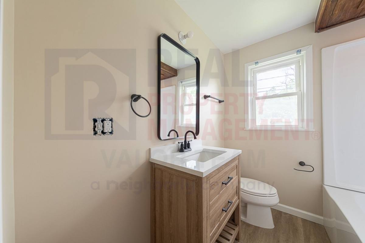 Apartment for rent at 5066 Newton Falls Rd, Ravenna, OH 44266