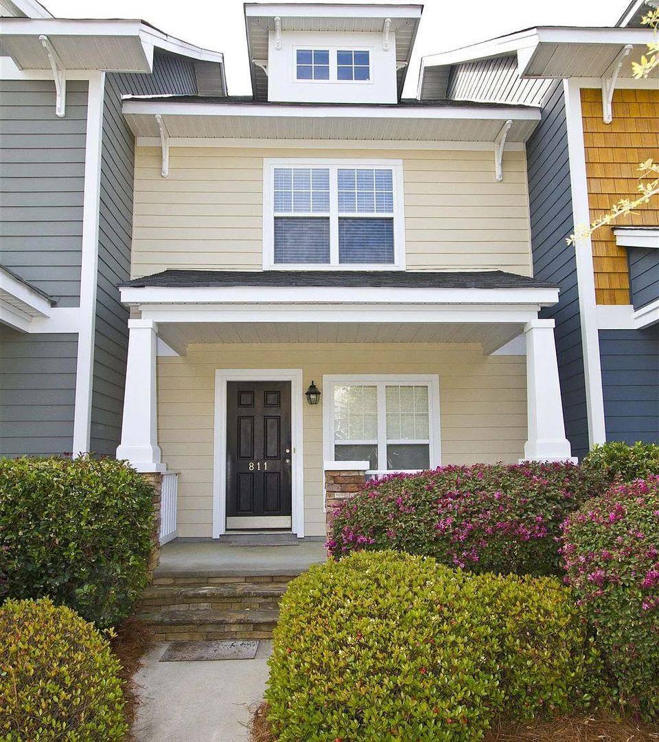 Townhouse for rent at 811 Forest Park Rd, Columbia, SC 29209
