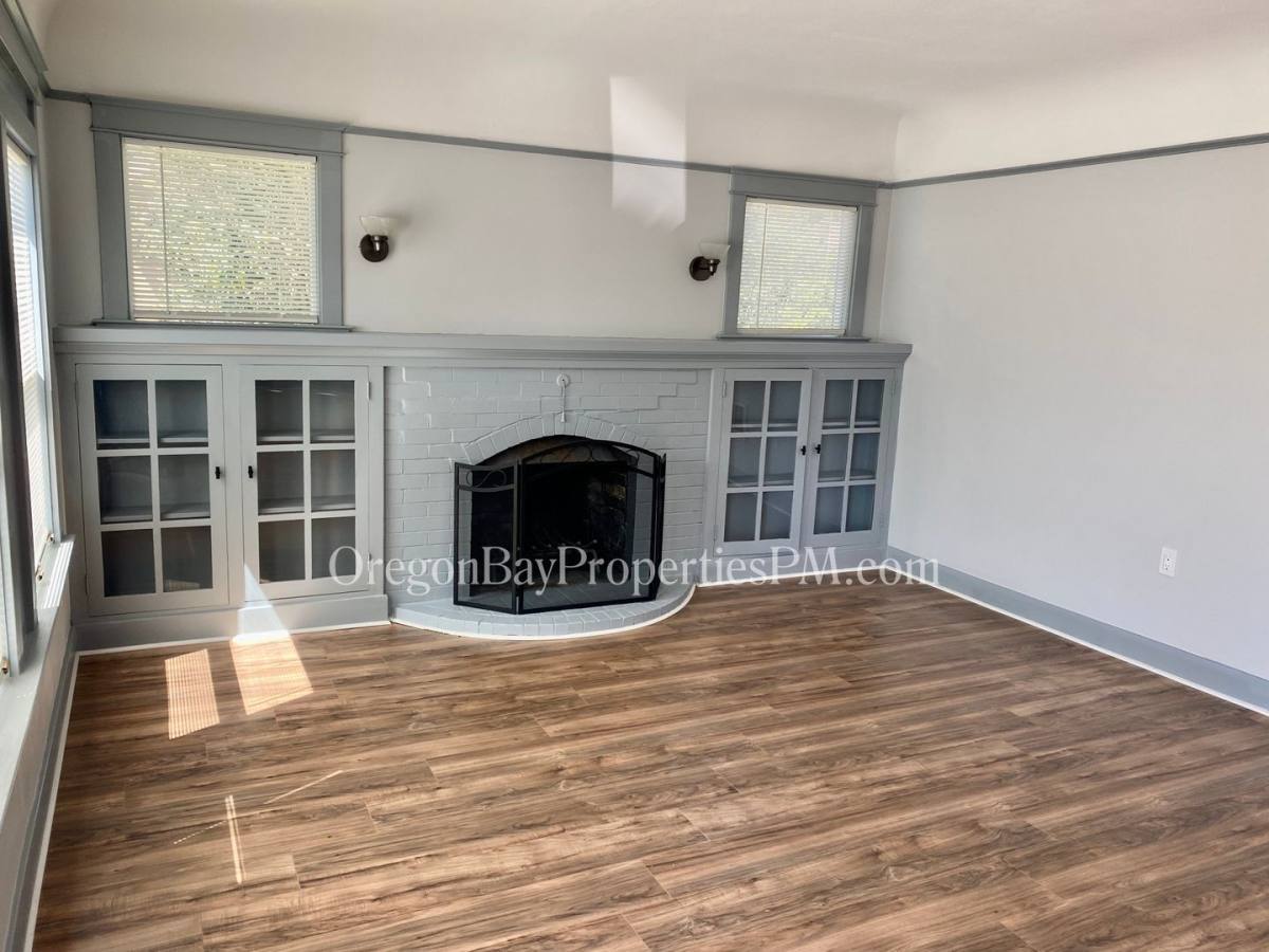 House for rent at 552 Johnson Ave, Coos Bay, OR 97420