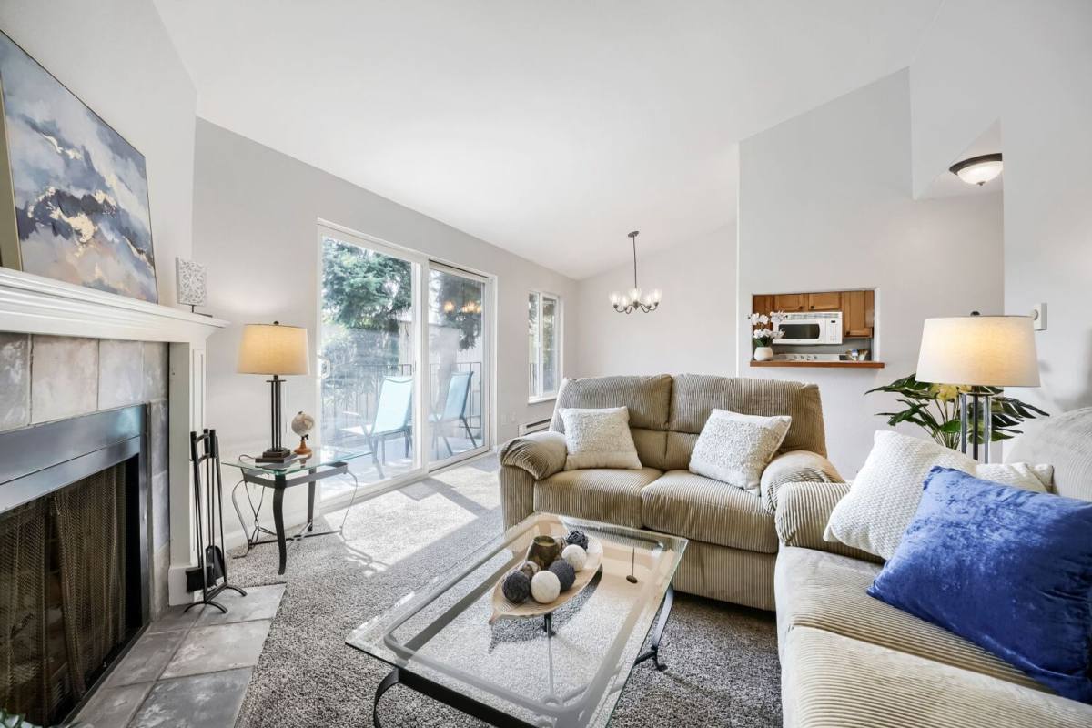 Condo for rent at 1102 8th St NE #A3, Auburn, WA 98002