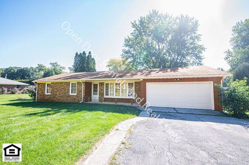 House for rent at 6317 E Hills Rd, Fort Wayne, IN 46804