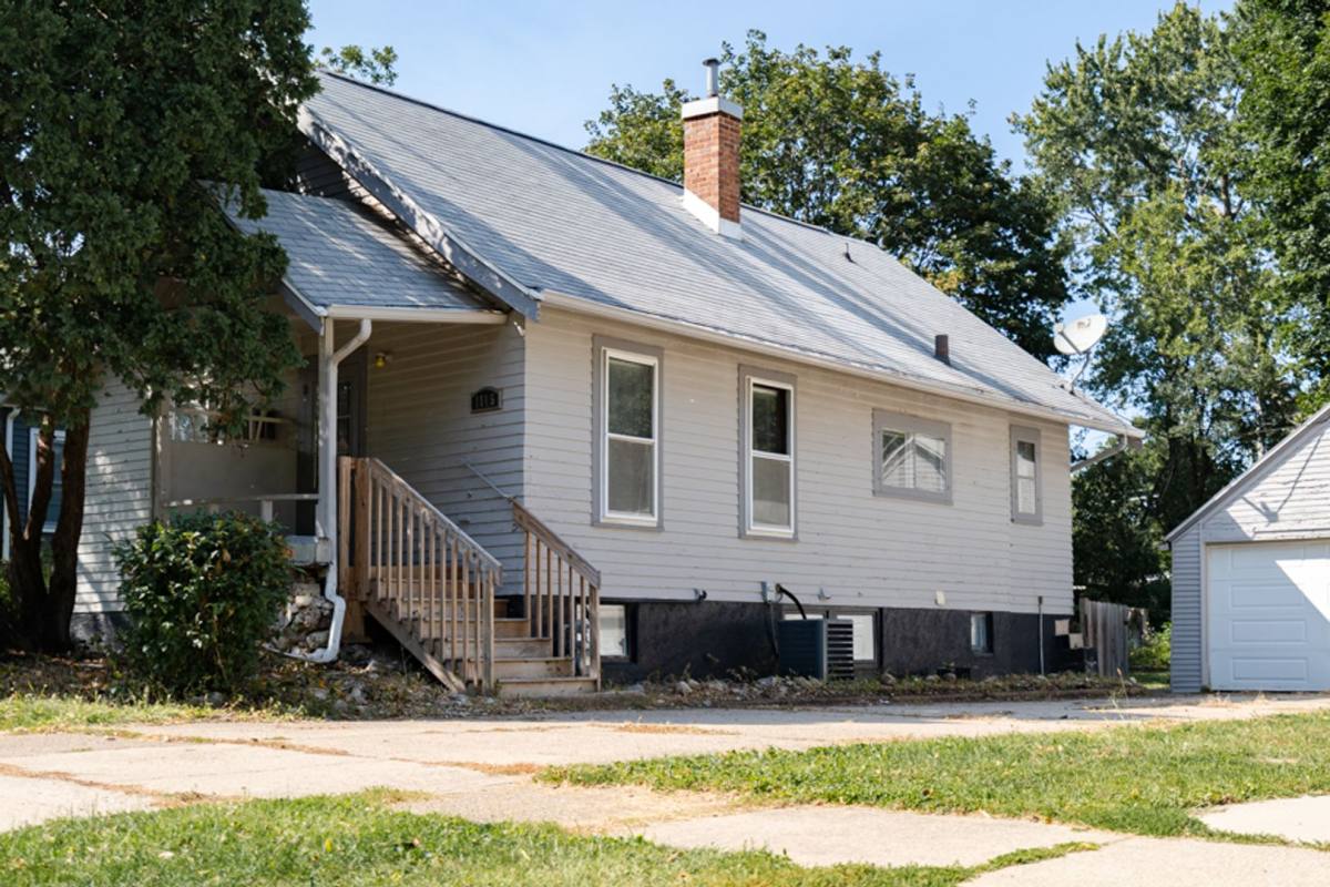House for rent at 1115 W 11th St, Cedar Falls, IA 50613