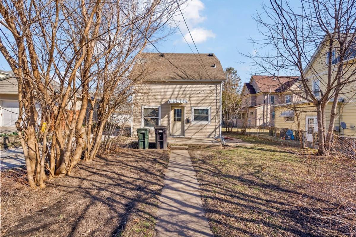 House for rent at 309 W 10th St, Cedar Falls, IA 50613