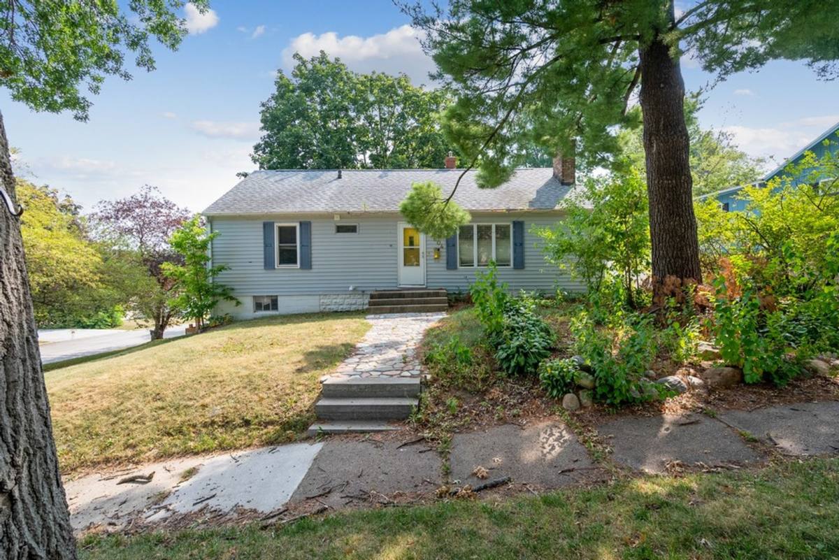 House for rent at 1604 Olive St, Cedar Falls, IA 50613