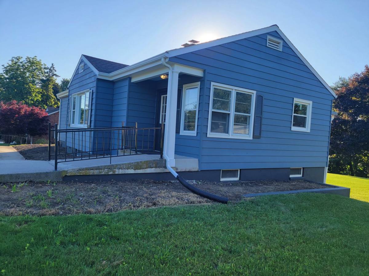 House for rent at 33 Gettysburg Pike, Mechanicsburg, PA 17055