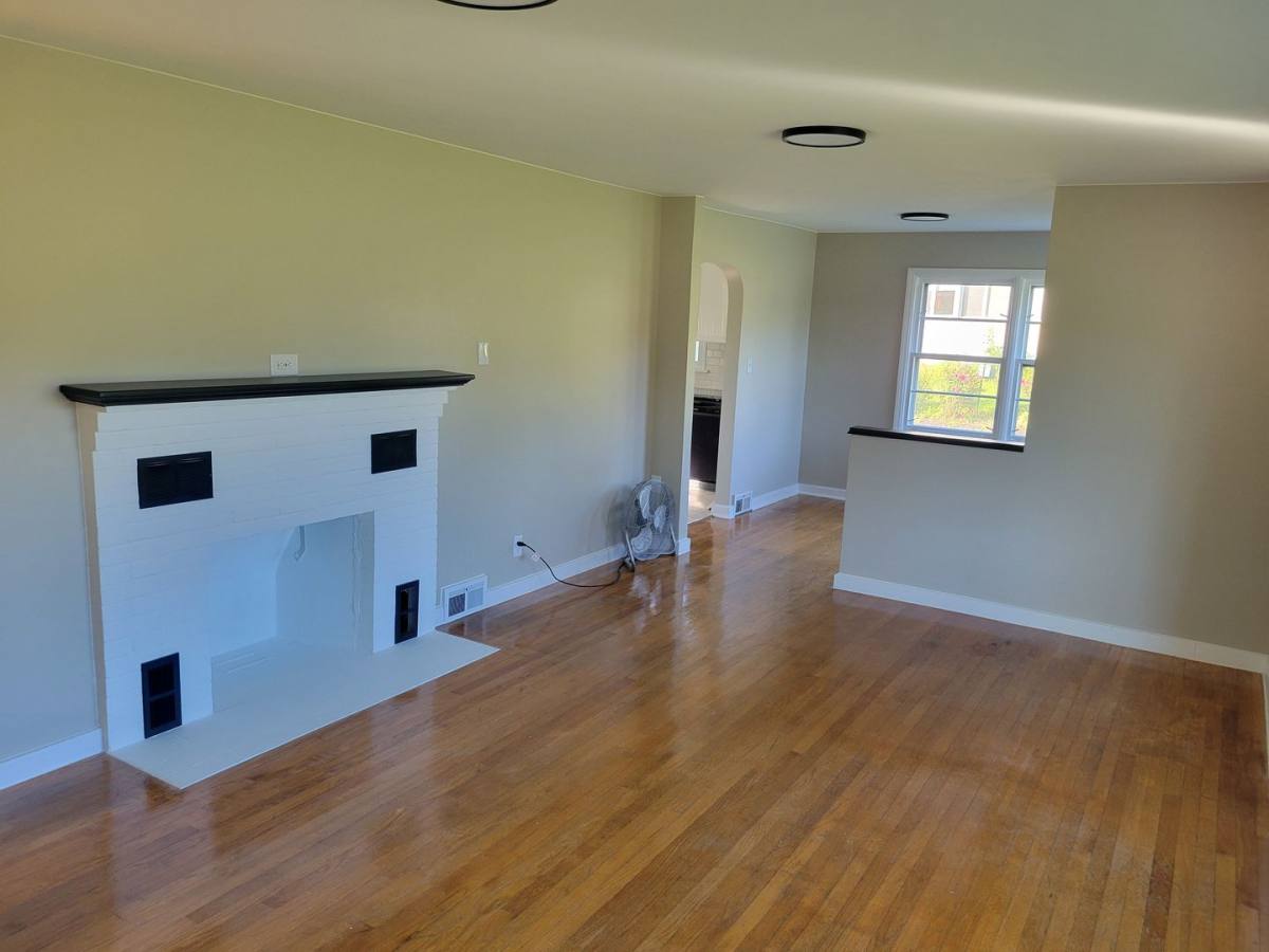 House for rent at 33 Gettysburg Pike, Mechanicsburg, PA 17055