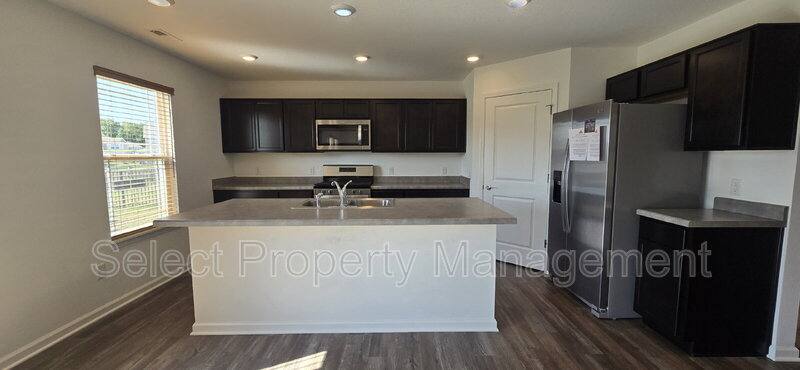House for rent at 1396 Livingston Lakes Way, Fort Wayne, IN 46818